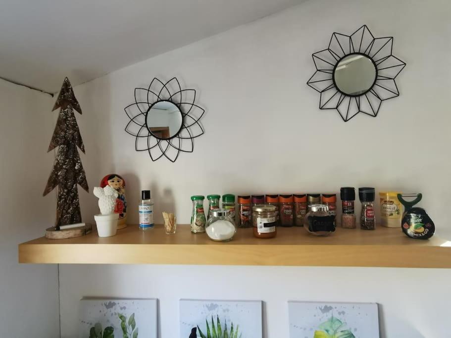 Entre Ventoux Et Luberon, Appartement Dans Maison. Malemort-du-Comtat 外观 照片